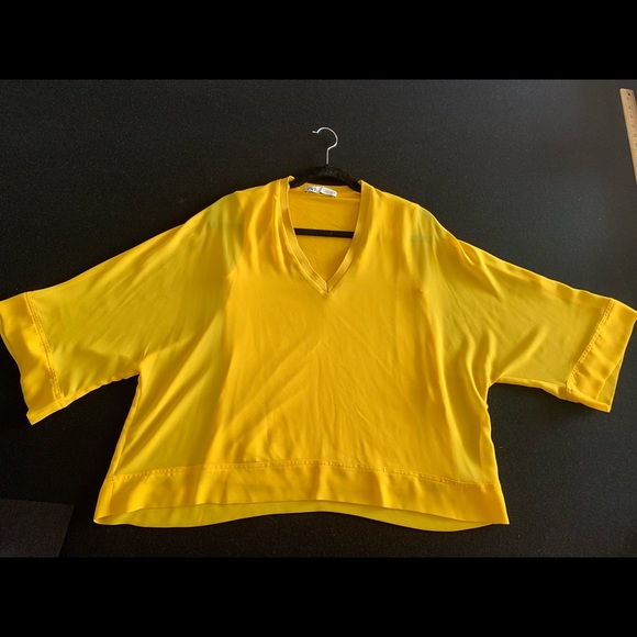 Zara Yellow Blouse - Picture 2 of 14